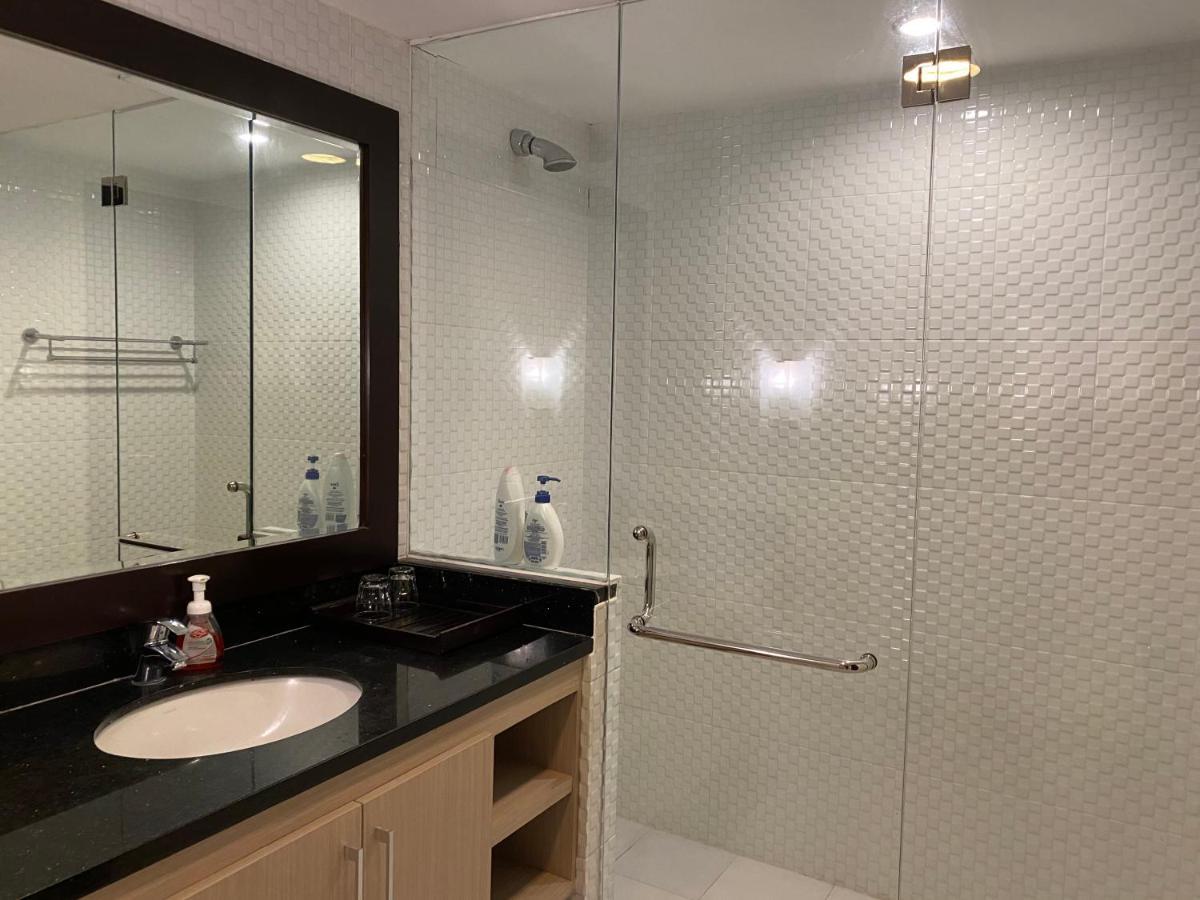 Stylish 2 Bedroom Penthouse Apt, Newly Refreshed, 50 Mbps, Pool, Gym, Resto Kuta Lombok Εξωτερικό φωτογραφία